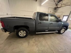 2010 CHEVROLET SILVERADO 1500 CREW CAB PICKUP V8, FLEX FUEL, 5.3 LITER LT PICKUP 4D 5 3/4 FT