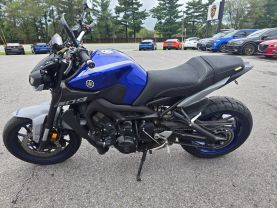 2020 YAMAHA MT-09 SPORTBIKES - -
