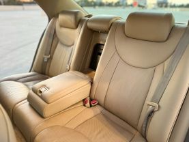 2004 LEXUS LS SEDAN V8, 4.3 LITER LS 430 SEDAN 4D