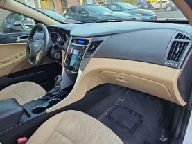 2013 HYUNDAI SONATA SEDAN 4-CYL, 2.4 LITER GLS SEDAN 4D