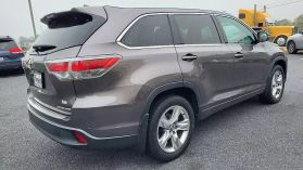 2016 Toyota Highlander Limited Sport Utility 4d - Image 5