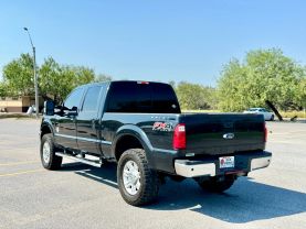2015 FORD F250 SUPER DUTY CREW CAB PICKUP V8, TURBO DSL, 6.7L LARIAT PICKUP 4D 6 3/4 FT