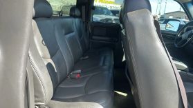 2004 CHEVROLET SILVERADO 3500 EXTENDED CAB