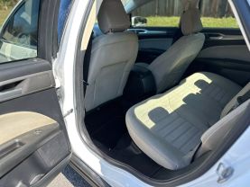 2020 Ford Fusion - Image 9