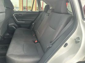 2021 TOYOTA RAV4 SUV 4-CYL, DYNAMIC-FORCE, 2.5 LITER LE SPORT UTILITY 4D