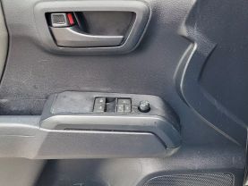 2019 Toyota Tacoma Access Cab Sr Pickup 4d 6 Ft - Image 16