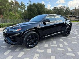 2019 LAMBORGHINI URUS SUV V8, TWIN TURBO, 4.0 LITER SPORT UTILITY 4D