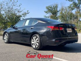 2022 Nissan Altima - Image 5