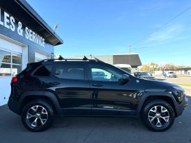 2014 JEEP CHEROKEE SUV V6, 3.2 LITER TRAILHAWK SPORT UTILITY 4D