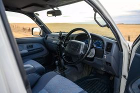 1998 TOYOTA HILUX SPORTS PICKUP TRUCK 2L-TE -