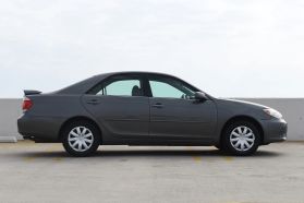2005 TOYOTA CAMRY SEDAN 4-CYL, 2.4 LITER LE SEDAN 4D