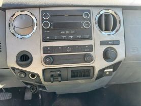 2015 FORD F250 SUPER DUTY CREW CAB PICKUP V8, TURBO DSL, 6.7L XLT PICKUP 4D 6 3/4 FT at T&T Repairables - used car dealership in Spencer, Indiana.