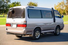 1996 TOYOTA HIACE VAN 1KZ-TE SUPER CUSTOM LIMITED