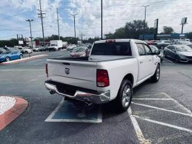 2019 RAM 1500 CLASSIC CREW CAB PICKUP V8, HEMI, 5.7 LITER BIG HORN PICKUP 4D 5 1/2 FT