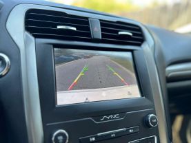 2020 Ford Fusion - Image 17