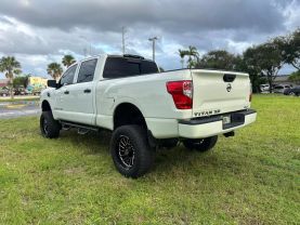 2017 NISSAN TITAN XD CREW CAB PICKUP V8, TURBO DIESEL, 5.0L S PICKUP 4D 6 1/2 FT