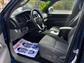 2015 TOYOTA TACOMA DOUBLE CAB PICKUP V6, 4.0 LITER PICKUP 4D 6 FT