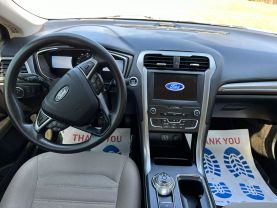 2020 Ford Fusion - Image 11