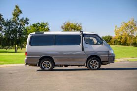 1996 TOYOTA HIACE VAN 1KZ-TE SUPER CUSTOM LIMITED