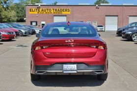 2022 KIA K5
