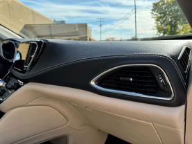 2023 CHRYSLER PACIFICA VAN V6, 3.6 LITER LIMITED VAN 4D