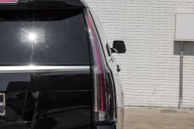 2017 CADILLAC ESCALADE ESV SUV V8, 6.2 LITER LUXURY SPORT UTILITY 4D