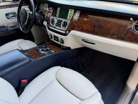 2015 ROLLS-ROYCE GHOST SEDAN V12, TWIN TURBO, 6.6L SERIES II SEDAN 4D