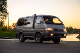 1996 TOYOTA HIACE VAN 1KZ-TE SUPER CUSTOM LIMITED