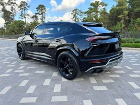 2019 LAMBORGHINI URUS SUV V8, TWIN TURBO, 4.0 LITER SPORT UTILITY 4D