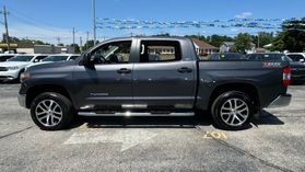 2018 TOYOTA TUNDRA CREWMAX