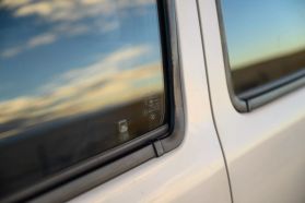1998 TOYOTA HILUX SPORTS PICKUP TRUCK 2L-TE -