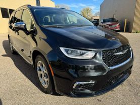 2023 CHRYSLER PACIFICA VAN V6, 3.6 LITER LIMITED VAN 4D