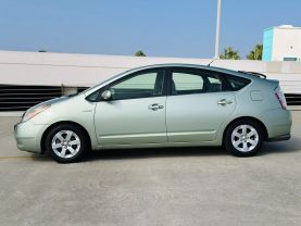 2008 TOYOTA PRIUS HATCHBACK 4-CYL, HYBRID, 1.5 LITER HATCHBACK 4D