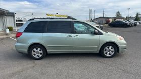2010 TOYOTA SIENNA