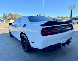 2017 DODGE CHALLENGER COUPE V8, HEMI, MDS, 6.4 LITER R/T SCAT PACK COUPE 2D
