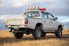 1998 TOYOTA HILUX SPORTS PICKUP TRUCK 2L-TE -
