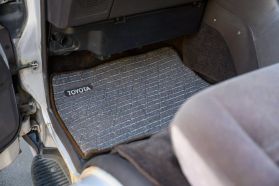 1996 TOYOTA HIACE VAN 1KZ-TE SUPER CUSTOM LIMITED