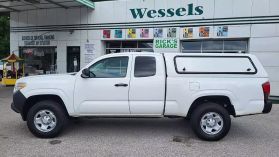 2019 Toyota Tacoma Access Cab Sr Pickup 4d 6 Ft - Image 1