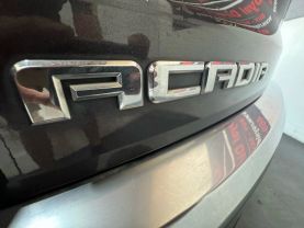 2015 GMC ACADIA SUV V6, 3.6 LITER SLE-2 SPORT UTILITY 4D
