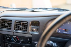 1998 TOYOTA HILUX SPORTS PICKUP TRUCK 2L-TE -