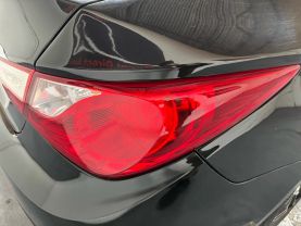 2011 HYUNDAI SONATA SEDAN 4-CYL, 2.4 LITER GLS SEDAN 4D