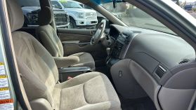 2010 TOYOTA SIENNA