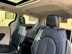 2023 CHRYSLER PACIFICA VAN V6, 3.6 LITER LIMITED VAN 4D
