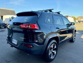 2014 JEEP CHEROKEE SUV V6, 3.2 LITER TRAILHAWK SPORT UTILITY 4D