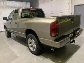 2006 DODGE RAM 1500 QUAD CAB PICKUP V8, HEMI, 5.7 LITER LARAMIE PICKUP 4D 6 1/4 FT