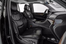 2017 CADILLAC ESCALADE ESV SUV V8, 6.2 LITER LUXURY SPORT UTILITY 4D