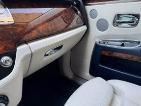 2015 ROLLS-ROYCE GHOST SEDAN V12, TWIN TURBO, 6.6L SERIES II SEDAN 4D