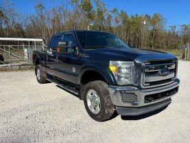 2015 FORD F250 SUPER DUTY CREW CAB PICKUP V8, TURBO DSL, 6.7L XLT PICKUP 4D 6 3/4 FT at T&T Repairables - used car dealership in Spencer, Indiana.