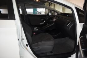 2013 TOYOTA PRIUS PLUG-IN HYBRID HATCHBACK 4-CYL, HYBRID, 1.8 LITER ADVANCED HATCHBACK 4D
