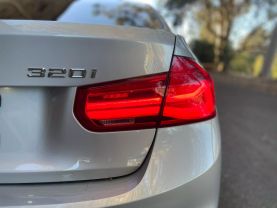2018 BMW 3 SERIES SEDAN 4-CYL, TURBO, 2.0 LITER 320I SEDAN 4D